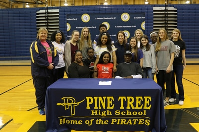 Alexis Wiley Signs to Play Division I Volleyball at Lamar University.